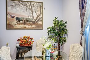 Lush Vallejo Cottage - 20 Mi to Napa Wineries