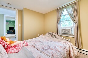 Charming East Durham Home - 2 Mi to Water Park