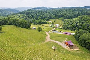 Modern Willis Cabin Retreat: 24-acre Working Farm!