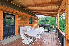 Modern Willis Cabin Retreat: 24-acre Working Farm!