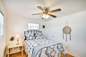 Ormond Beach Home: Walk to Community Beach!