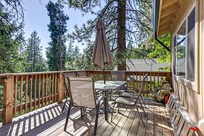 Cozy Mi-wuk Village Cabin w/ Deck!