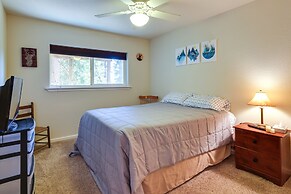 Cozy Mi-wuk Village Cabin w/ Deck!