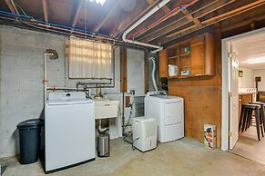 Pasadena Hideaway w/ Game Room & Fire Pit!