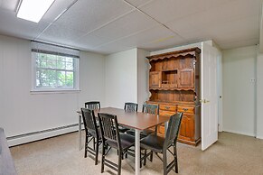 Pasadena Hideaway w/ Game Room & Fire Pit!