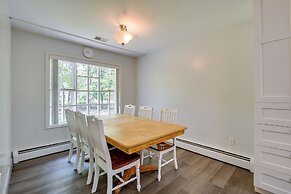 Pasadena Hideaway w/ Game Room & Fire Pit!