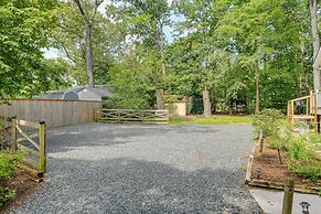 Pasadena Hideaway w/ Game Room & Fire Pit!