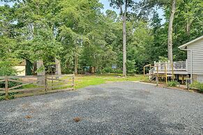 Pasadena Hideaway w/ Game Room & Fire Pit!
