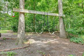 Pasadena Hideaway w/ Game Room & Fire Pit!