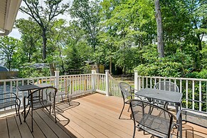 Pasadena Hideaway w/ Game Room & Fire Pit!