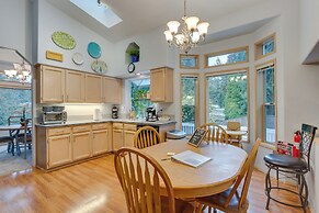 Pet & Family Friendly Bonney Lake Home: Game Room