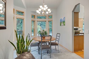 Pet & Family Friendly Bonney Lake Home: Game Room