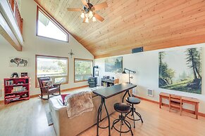 ~ 10 Mi to Newport: Pend Oreille Riverfront Cabin