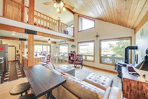 ~ 10 Mi to Newport: Pend Oreille Riverfront Cabin