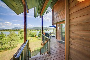 ~ 10 Mi to Newport: Pend Oreille Riverfront Cabin