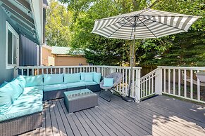 Lynwood Vacation Rental w/ Outdoor Living Galore!