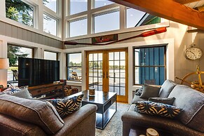 Gorgeous Long Lake Home w/ Dock, Kayak, SUP & More