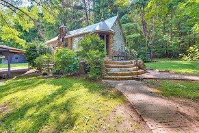 Salisbury Cottage ~ 7 Mi to High Rock Lake!