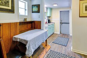 Salisbury Cottage ~ 7 Mi to High Rock Lake!