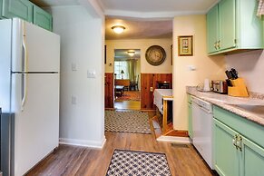 Salisbury Cottage ~ 7 Mi to High Rock Lake!