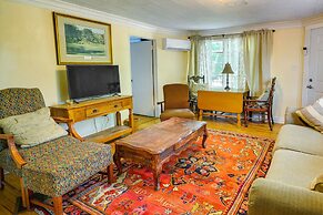 Salisbury Cottage ~ 7 Mi to High Rock Lake!