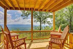 Mtn-view Gem: Flat Rock Retreat w/ Deck & Grill!