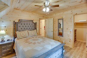 Mtn-view Gem: Flat Rock Retreat w/ Deck & Grill!