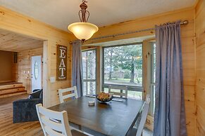 Mtn-view Gem: Flat Rock Retreat w/ Deck & Grill!