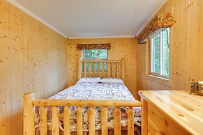 Harrison Cabin w/ Fire Pit & Elbow Lake Access!