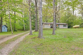 Harrison Cabin w/ Fire Pit & Elbow Lake Access!