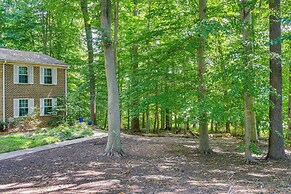 Roomy Columbia Retreat ~ 17 Mi to Dtwn Baltimore