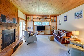 Hart Haven w/ Cozy Fireplace, Deck & Grill!