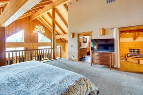 Luxury Mtn Cabin w/ Sweeping Cle Elum Lake Views!