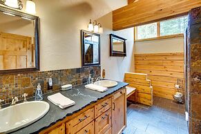 Luxury Mtn Cabin w/ Sweeping Cle Elum Lake Views!
