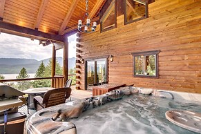 Luxury Mtn Cabin w/ Sweeping Cle Elum Lake Views!