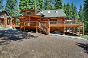 Lake Almanor Cabin w/ Deck & Beach Access