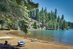 Lake Almanor Cabin w/ Deck & Beach Access