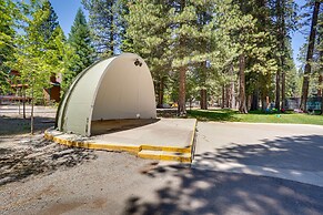 Lake Almanor Cabin w/ Deck & Beach Access