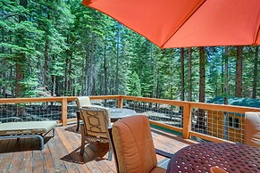 Lake Almanor Cabin w/ Deck & Beach Access
