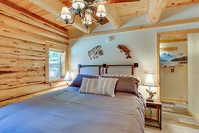 Lake Almanor Cabin w/ Deck & Beach Access