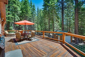 Lake Almanor Cabin w/ Deck & Beach Access
