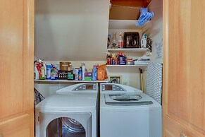 Lake Almanor Cabin w/ Deck & Beach Access