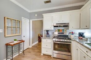 Family-friendly Brandon Home: Fireplace & Patio!