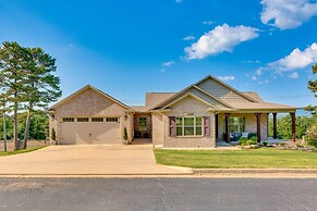 Russellville Home Near Hiking + Lake Access!