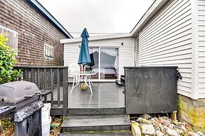 Massachusetts Vacation Rental: 5 Mi to Fall River