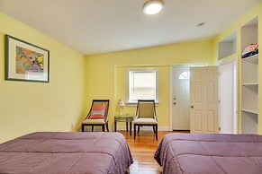 Massachusetts Vacation Rental: 5 Mi to Fall River