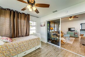 Breezy Englewood Condo w/ Community Pool!