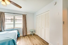 Breezy Englewood Condo w/ Community Pool!