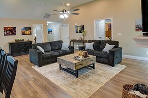 Charming Pendleton Retreat ~ 5 Mi to Clemson!