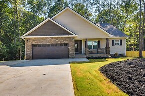 Charming Pendleton Retreat ~ 5 Mi to Clemson!